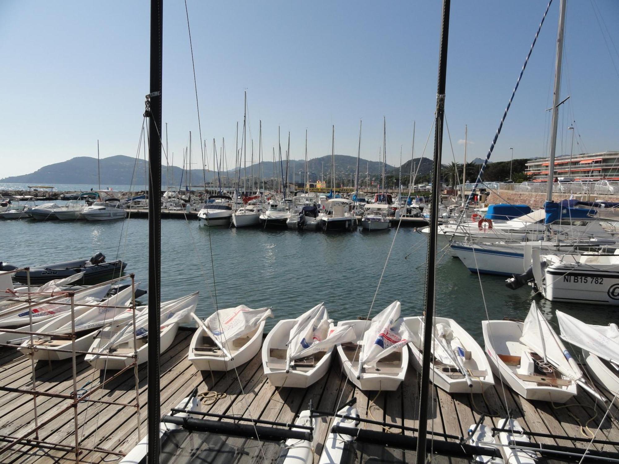 Cannes Terrace Beach Front & Sea View Apartment Exterior photo